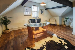 Host & Stay - Emerald Beach House